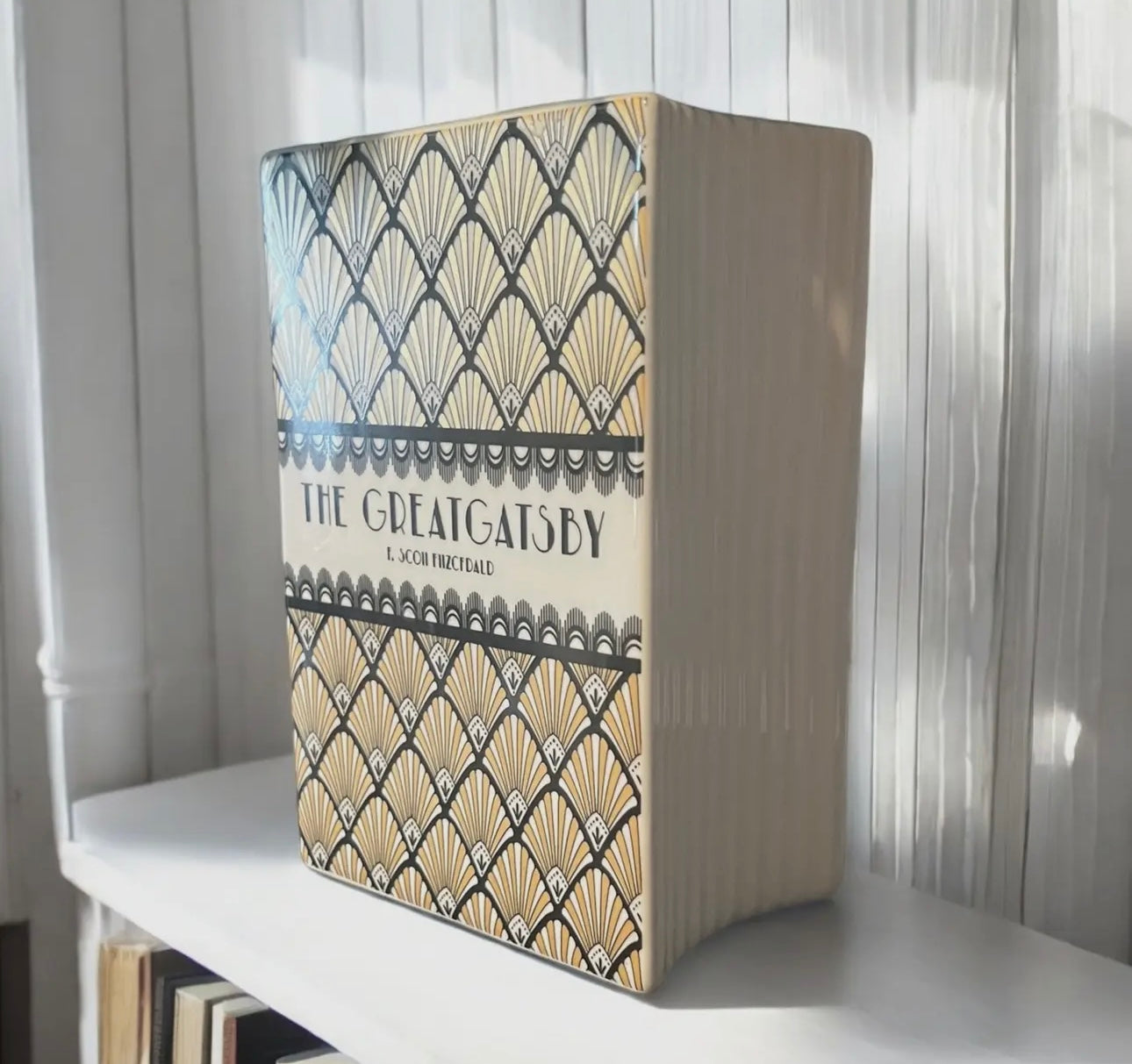 The Great Gatsby Floral Vase