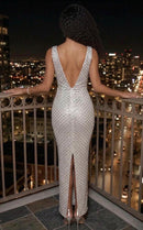 Irella Sleeveless Sequin Pattern Deep V White Bow Appliqué Maxi Dress