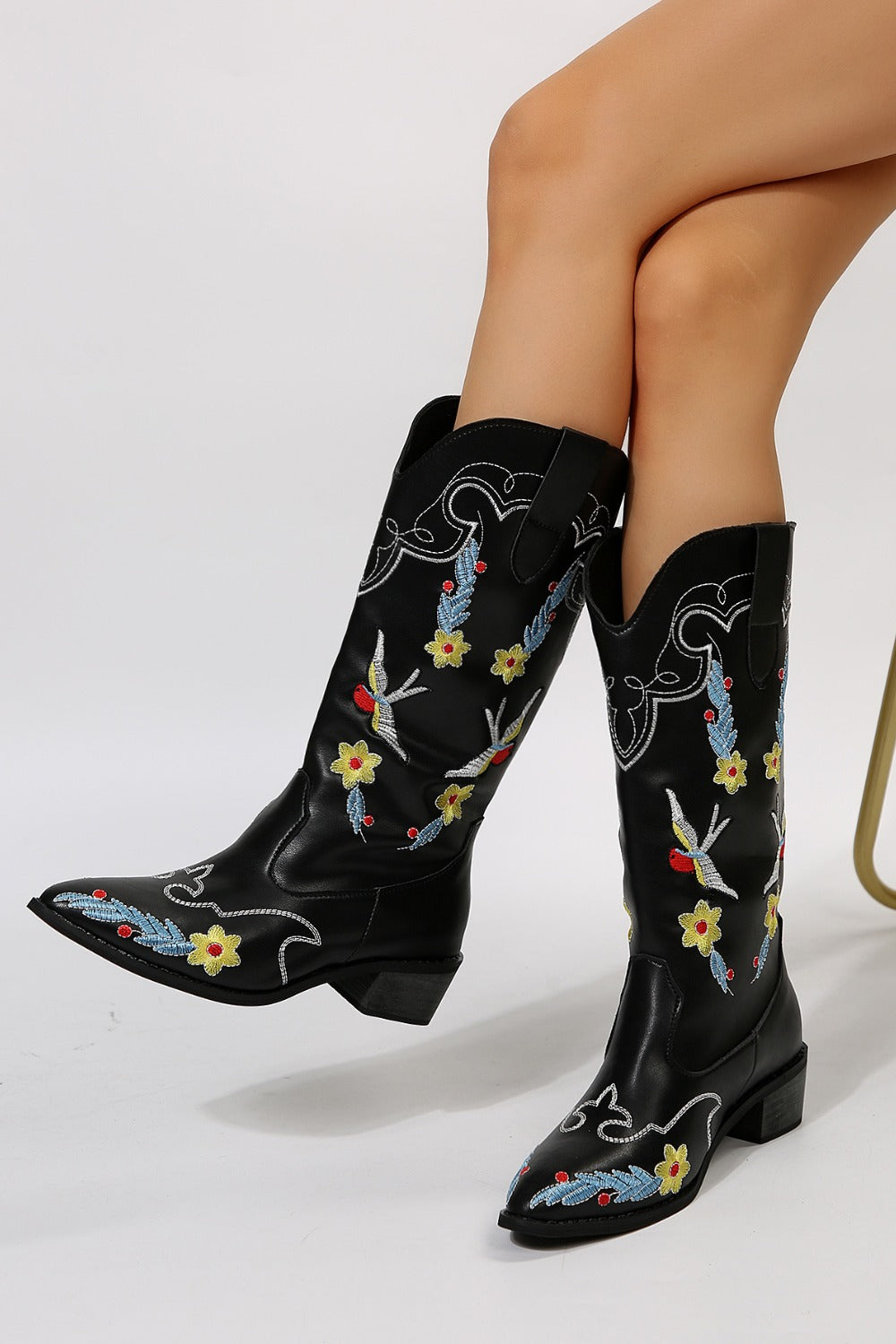 Black Floral Embroidered Point Toe Block Heel Cowboy Boots