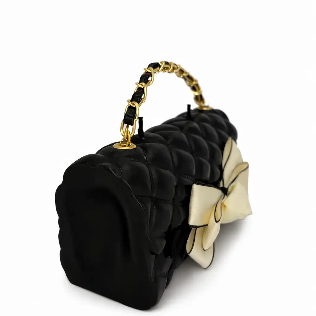 The Bow Classic Couture Collection Purse Candle